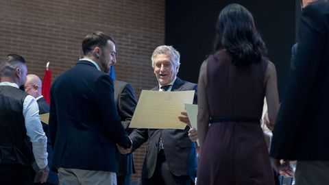 El ministro del Interior, Fernando Grande-Marlaska (en el centro), durante los actos de celebraci�n de La Merced, patrona de Instituciones Penitenciarias, en el Centro Penitenciario Madrid VII en Madrid 