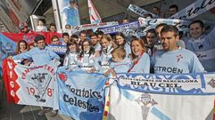 Representantes de las pe�as, reunidos por La Voz en Bala�dos antes del desenlace de aquella liga, en mayo del 2013.