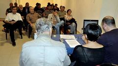 El acto, que comenz� a las 20.00 horas, se realiz� en la sala de exposiciones de Abanca de A Estrada. 