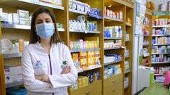 Noa Rey Torres es titular de una farmacia en la avenida de Esteiro