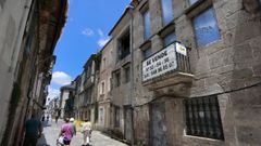 Bloques enteros de viviendas en estado ruinoso en pleno centro de Lugo