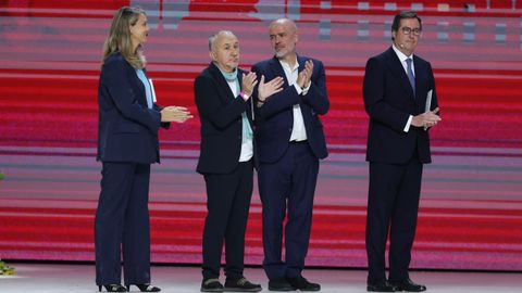  Los secretarios generales de UGT, Pepe �lvarez (izquierda), y CCOO, Unai Sordo (centro), el presidente de la CEOE, Antonio Garamendi (derecha), y la y la presidenta de CEPYME, �ngela de Miguel (izquierda