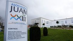 Las obras de la residencia de la Fundaci�n Juan XXIII se terminaron ya hace meses y el mobiliario tambi�n est� listo, pero el edificio sigue cerrado y sin estrenar. 