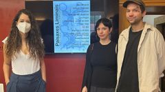 Organizadores de la cita junto a la concejala de Xuventude compostelana