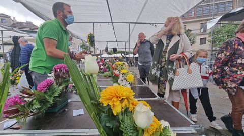 Mercado de las flores de difuntos en la Ferrera