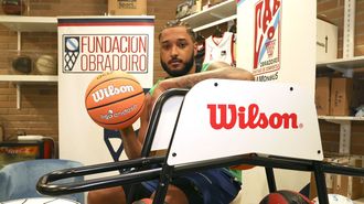 Joel Soriano, en una de las dependencias del Multiusos de Sar