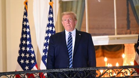 Trump posa en el balc�n Truman a su regreso a la Casa Blanca el pasado lunes