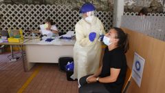 Cribado con PCR en el punto covid del Provincial 