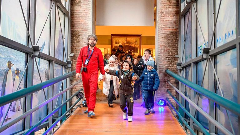 Foto de archivo de la pasada edici�n del programa CSIC X+, que este a�o tendr� lugar en Santiago.