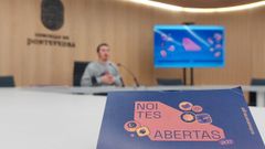 El concejal de Xuventude, Alberto Oubi�a, en la presentaci�n de la programaci�n de Noites Abertas, programa de ocio alternativo del Concello de Pontevedra
