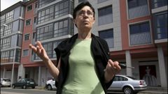 Montan guardia en la calle para que no saqueen unos pisos por los que esperan hace diez a�os