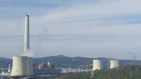La �ltima vez que oper� la central t�rmica pontesa fue a principios de mayo, como recoge la fotograf�a.