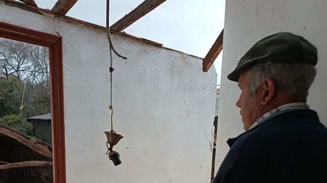 Desplome de parte de una vivienda de Rois