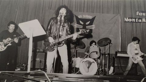 �ngel Ruiz, a la izquierda de la imagen, en una de las primeras fotos del grupo