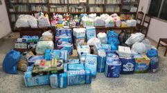 Los donativos recogidos por la asociaci�n, en el local social de Tuiriz