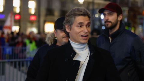 El cantante Carlos Baute participa en la manifestacin convocada en Madrid para apoyar a Edmundo Gonzlez.