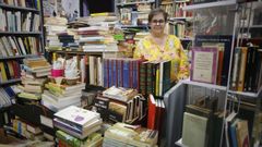 La Vieja Librer�a, local en Pontevedra dedicado al comercio de libros usados que dirige Paula.