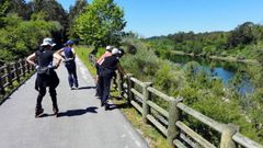 El sendero, al otro lado de la raia, atraviesa vi�edos, campos de cultivo y proporciona unas bonitas vistas del rico patromonio arquitect�nico portugu�s