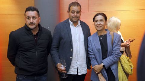 El secretario general de UGT Asturias, Javier Fernández Lanero, el secretario de organización de UGT Asturias, Abel González Suárez, y la portavoz del grupo parlamentario socialista de Asturias, Dolores Carcedo, en la comida ofrecida después de los Encuentros en el Eo, celebrados en Viveiro