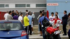 La cola sal�a de las oficinas del estadio �ngel Carro