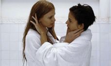<span lang= gl >Natasha Yarovenko y Elena Anaya protagonizan �Habitaci�n en Roma�<br /></span>