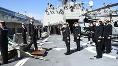 Visita a bordo del embajador de Espa�a en el puerto de Haifa