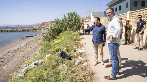 El presidente de Vox, Santiago Abascal, en Ceuta, donde pidi&oacute;  la militarizaci&oacute;n de la frontera de Ceuta con Marruecos. 