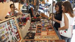 Puestos de venta de artesan�a en la segunda edici�n de la Feira de Artesan�a e Produtos da Terra