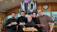 Todo el equipo que da vida a Caf� Central celebr� su primera d�cada