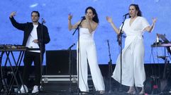 Baiuca, � esquerda, durante un dos seus concertos.