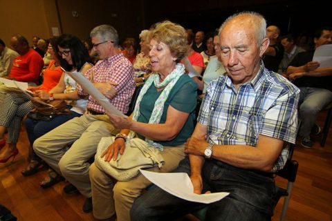 O p�blico cantou durante o acto varios temas mari�eiros. 