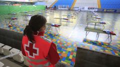 Concello de Lugo y Cruz Roja colaboraron para habilitar el pabell�n municipal como refugio temporal para personas sin hogar