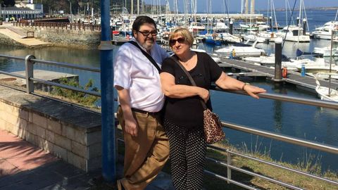 Jos� Antonio Ameijide, padre de Antonio Ameijide, junto a su esposa durante una visita a Ribadeo, localidad a la que estaba muy vinculado