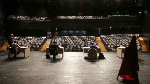 Pleno del Concello de Ourense en el Auditorio municipal