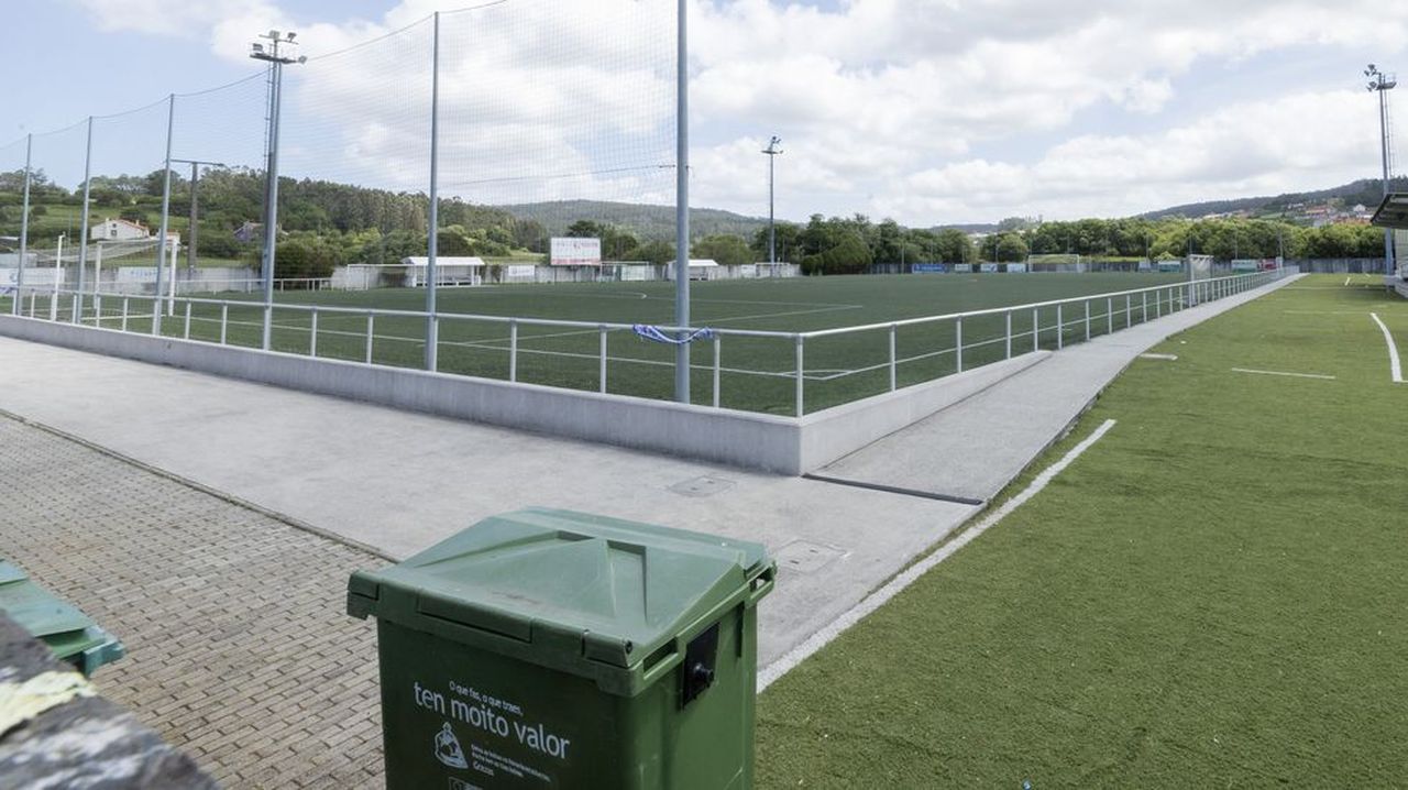 El PSOE de Ponteceso presupuesta en dos millones de euros la reubicación del campo de fútbol de O Pinguel