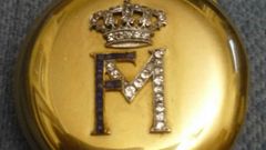 Reloj del rey consorte de Isabel II que fue adquirido por un anticuario de A Pontenova, Manuel Pi�eiro
