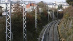 Postes de la electrificaci�n en la entrada de Lugo
