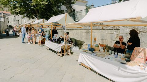 Arte de Man, mercado de artesana de Allariz