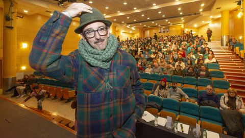 As� foi a festa da regueifa de Carballo, imaxe a imaxe, rima a rima