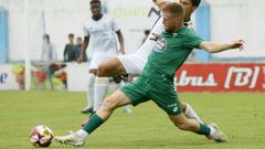 Carlos Vicente en el partido ante el Castilla.