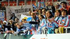 Miembros de Blau Cel y otras pe�as, apoyando al Celta en un partido frente al Girona