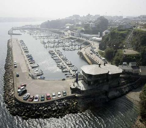 Vista panor�mica de buena parte del casco hist�rico ribadense.
