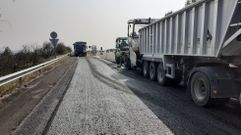Obras de reparaci�n del firme en el corredor entre Monforte y Chantada