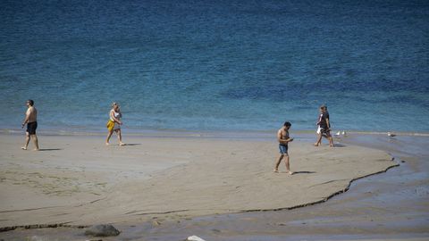 Las im�genes del primer d�a de la fase 2 de la desescala en Barbanza