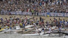 Descenso Internacional del Sella 2025, a 9 de agosto de 2025, en Asturias (Espaa). El Descenso Internacional del Sella, tambin es conocido popularmente ?Les Pirages?, se celebra de manera anual el primer sbado de agosto posterior al da 2 de dicho mes entre Arriondas y Ribadesella