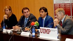 �ngeles Penas, Carlos Negreira, Domingo Bello Janeiro y Ant�n Castro en la presentaci�n del curso