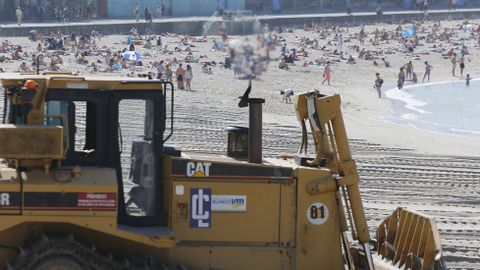 JORNADA DE PLAYA EN RIAZOR 