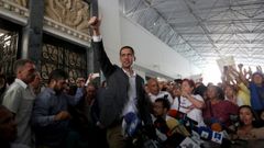 Guaid� se reuni� con los sindicatos de los funcionarios