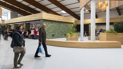 Imagen del mercado de Cee, en su apertura das atrs