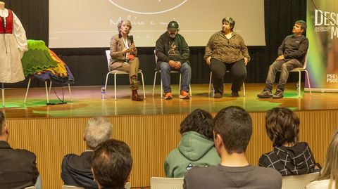 El encuentro tuvo lugar en el centro sociocomuntario de Cai�n, A Laracha 